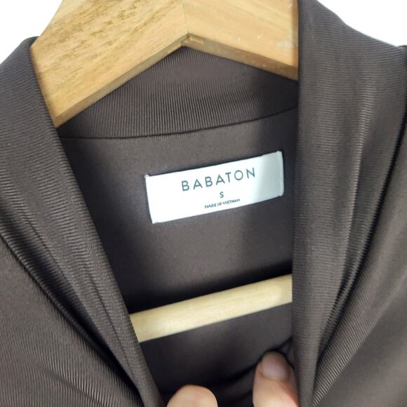 Babaton Signature Contour Mockneck Coffee Bean Long Sleeve Top | Small - Picture 5 of 9